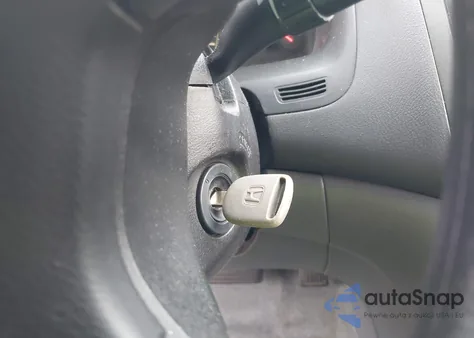 2005 Honda Accord 2.4 Lx из США, поврежденный, VIN 1HGCM564X5A136129